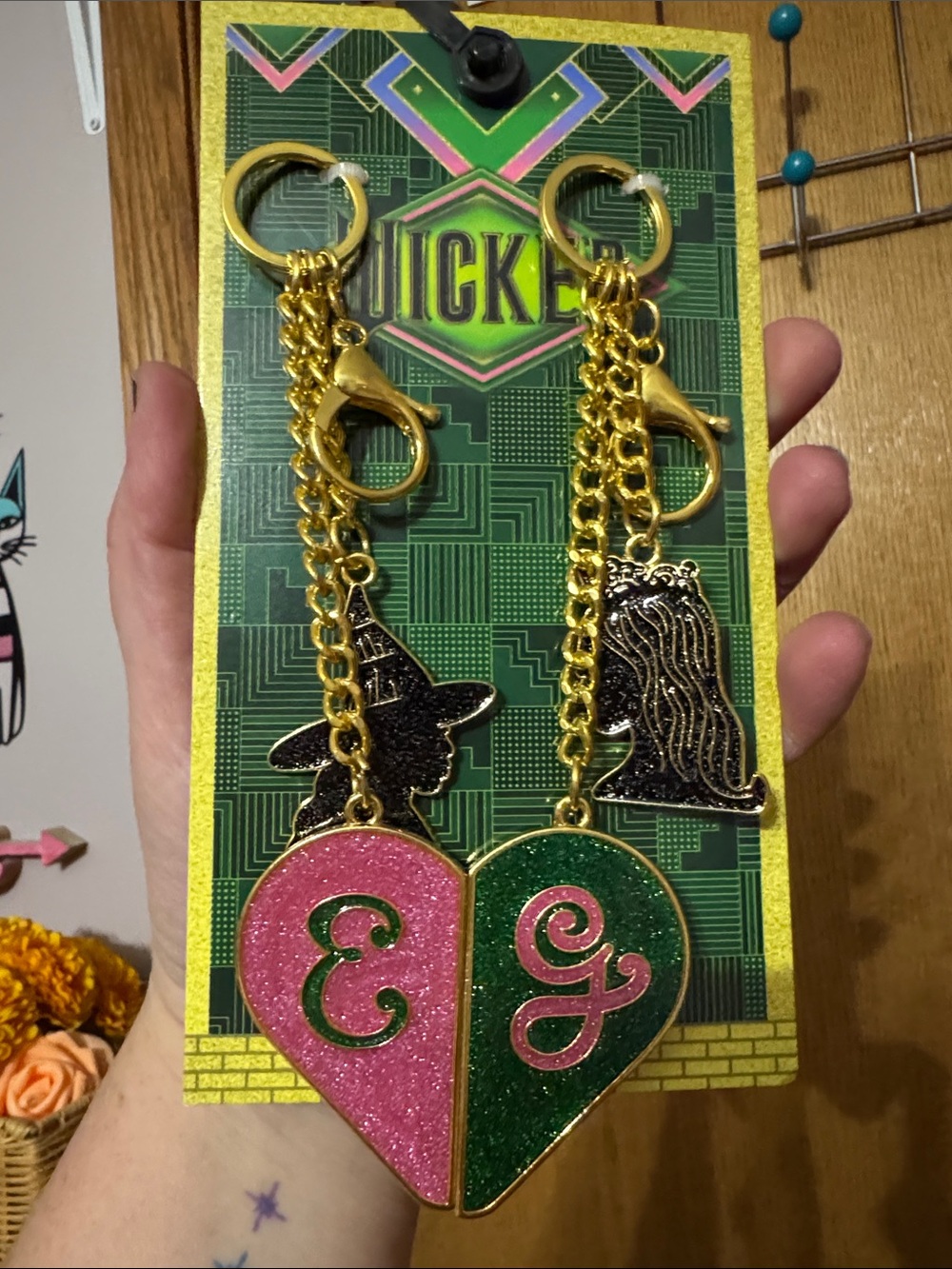 Wicked magnet Split Heart Best Friend Keychain Set with Witch & Girl Charms